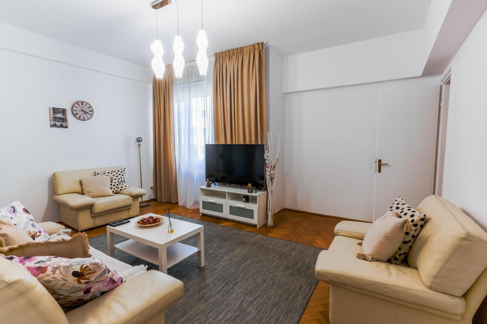 Ultracentral Golden Gatehouse 3 Bdrm Bucureşti Eksteriør bilde