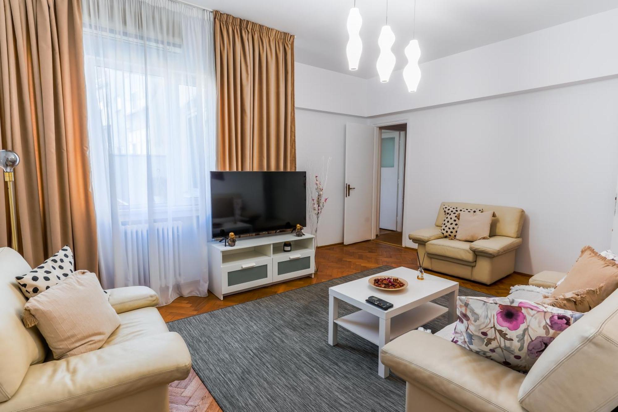 Ultracentral Golden Gatehouse 3 Bdrm Bucureşti Eksteriør bilde